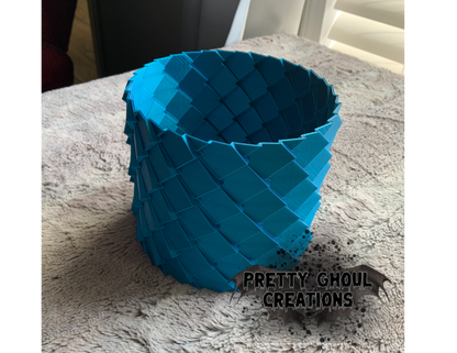 Dragon Scale pot