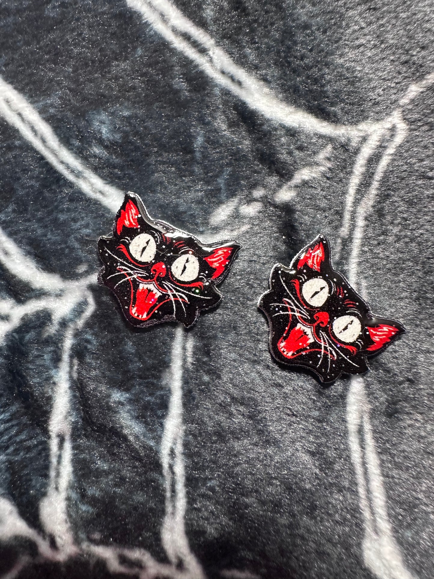 Vintage Retro Cat stud earrings