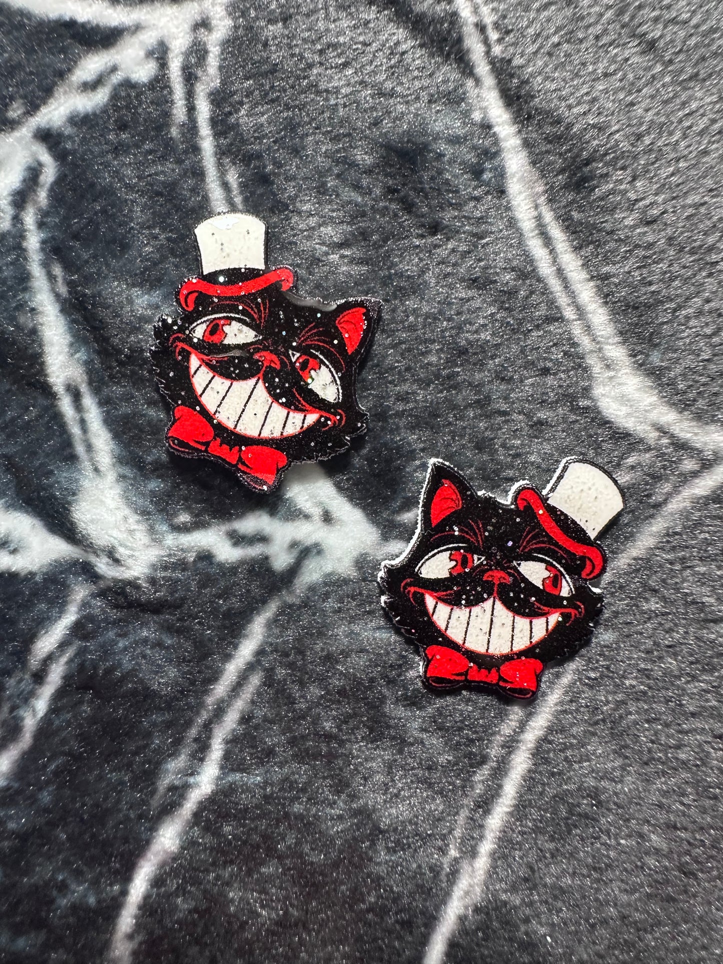 Vintage Retro Cat stud earrings